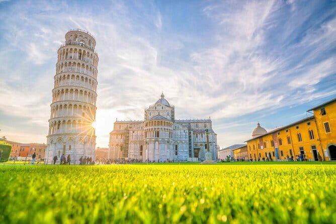 Florence Day Trip: Pisa, San Gimignano and Siena with Lunch - Tuscany in 12 hours: what this Florence day trip feels like