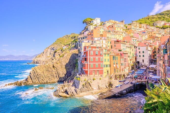 Florence Day Trip: Pisa, San Gimignano and Siena with Lunch - Guides on this route: the difference between a good day and a great one