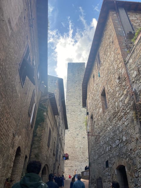 Florence: Day Trip with Free Time in San Gimignano and Siena - From Florence to Chianti: the ride is part of the show