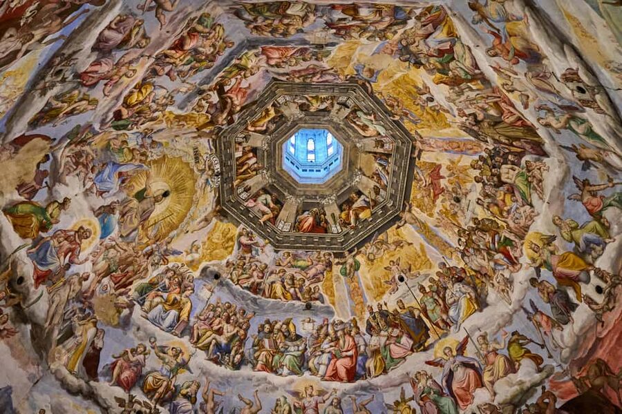 Florence: Duomo Cathedral Guided Tour - Piazza del Duomo from street level: Brunelleschi and the big monuments