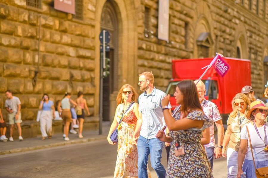 Florence: Duomo Cathedral Skip-the-Line Guided Tour - Brunelleschi’s engineering story, plus the Last Judgement fresco