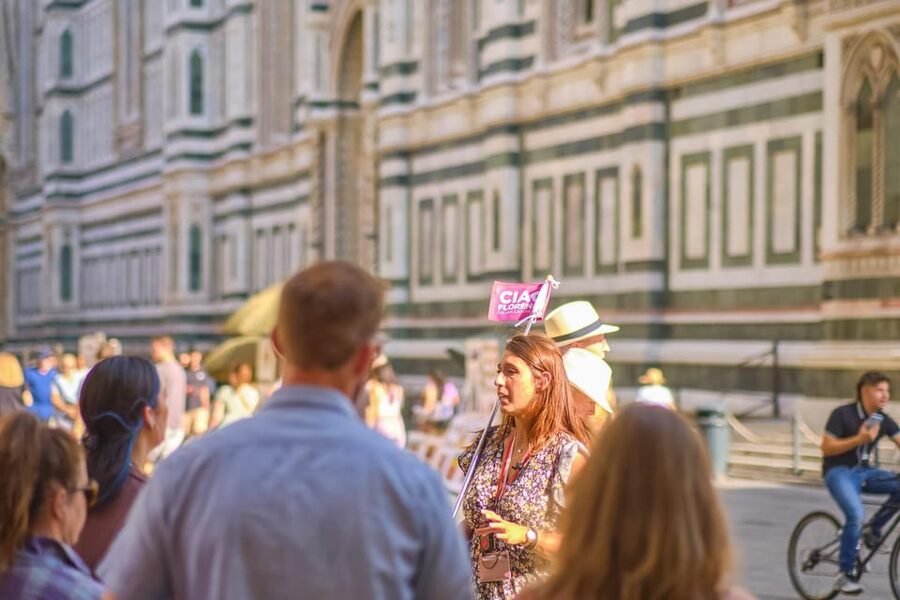 Florence: Duomo Cathedral Skip-the-Line Guided Tour - How long is the tour, and what you do after the guide leaves