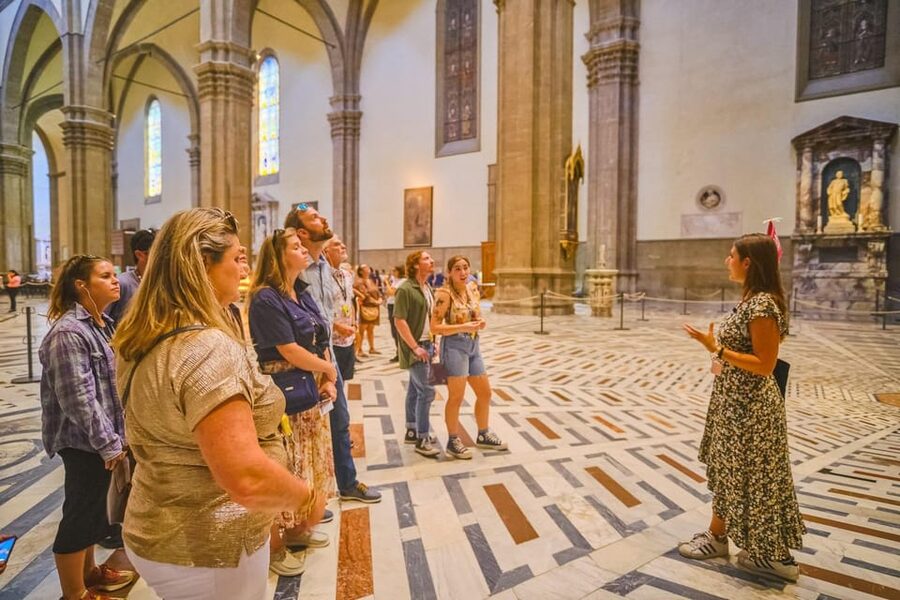 Florence: Duomo Cathedral Skip-the-Line Guided Tour - Group size, hearing the guide, and why small matters here