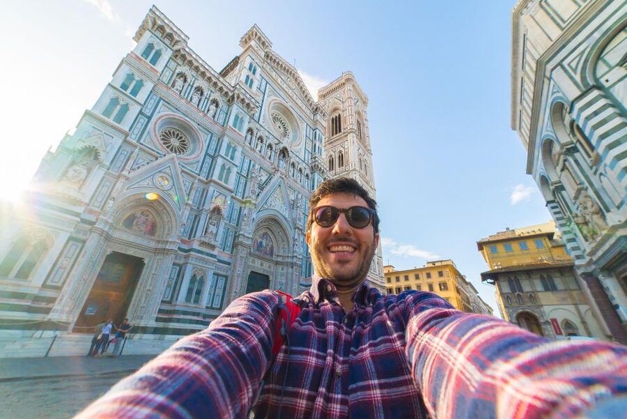 Florence: Duomo Guided Tour with Optional Dome Climb Upgrade - Where to meet and what to expect when you arrive
