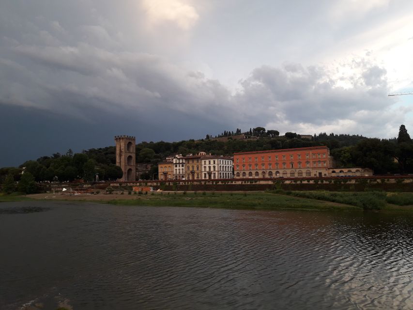 Florence: Eco-Friendly Golf Cart City Tour with Audio Guide - Santa Croce and the Cathedral area: where the cart helps you focus