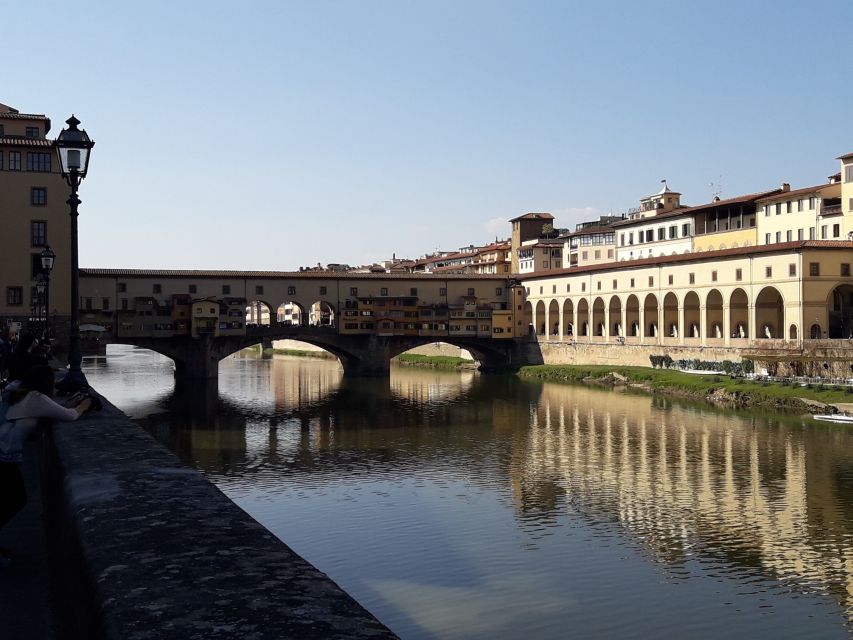 Florence: Eco-Friendly Golf Cart City Tour with Audio Guide - The Medici thread: old hospital, Berta legend, and Medici ties