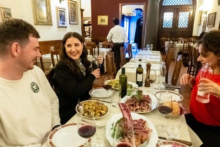 Florence: Food Walking Tour with Local Steak and Tuscan Wine - Price and value: why $65 can actually feel like a deal