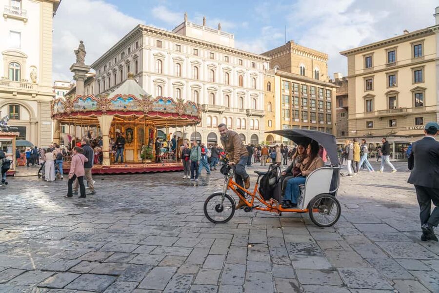 Florence: Guided City Tour by Rickshaw - Tornabuoni Street for Fashion, Not Just Stops
