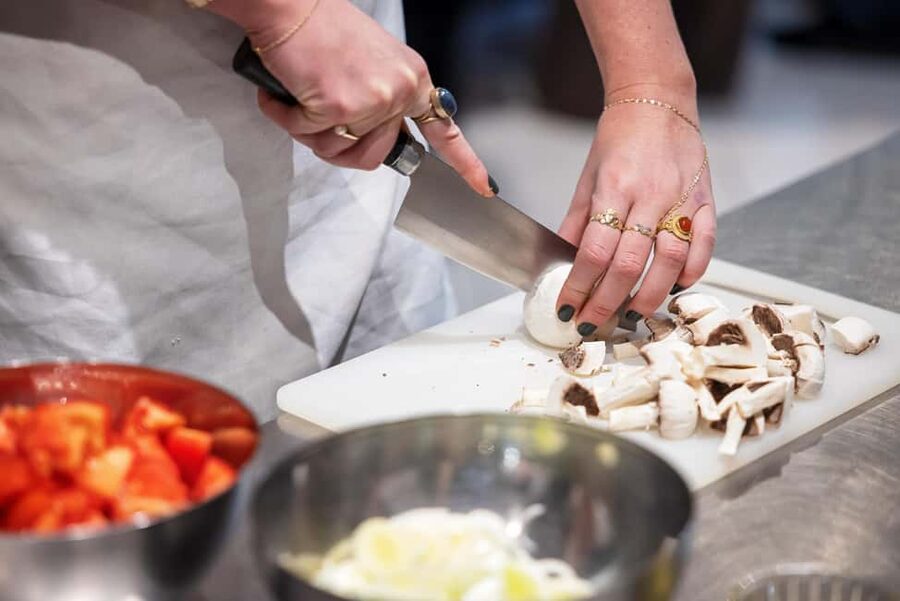 Florence: Handmade Pasta & Dessert Class with Unlimited Wine - Who should book, and who might want to skip