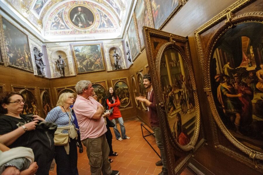 Florence: Palazzo Vecchio Entrance Ticket & Audioguide - Arnolfo’s Tower upgrade: a climb, a view, and a smart timing plan