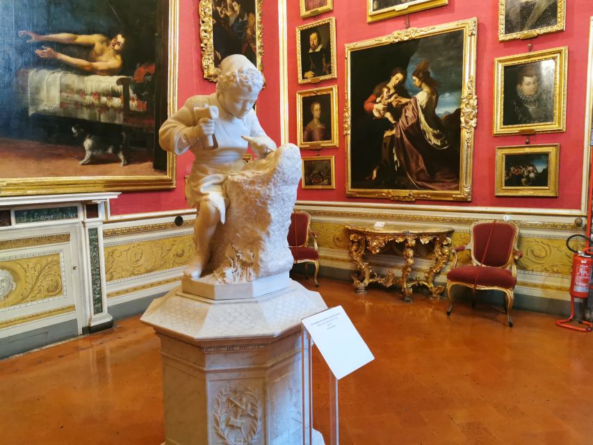 Florence: Pitti Palace, Boboli Garden, Palatine Gallery Tour - Pitti Palace’s courtyard and architecture, the power statement you can see
