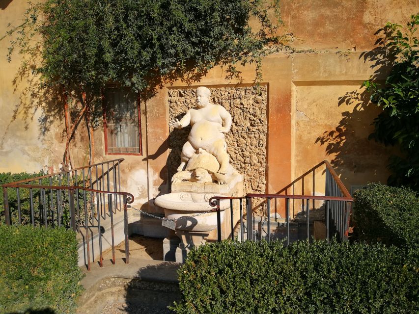 Florence: Pitti Palace, Boboli Garden, Palatine Gallery Tour - Painting, frescoes, and furniture details you can actually use