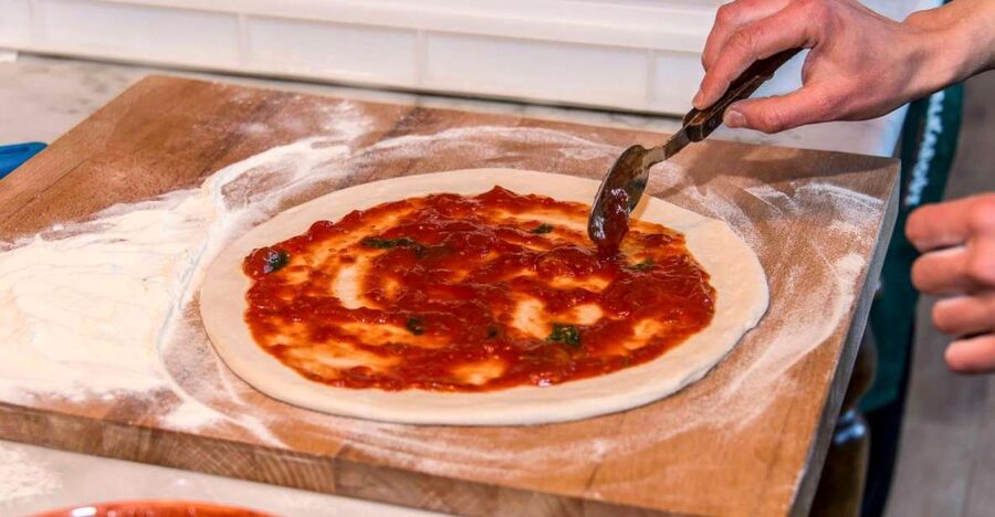 Florence: Pizza and Gelato Class at a Tuscan Farmhouse - Gelato workshop: creamy technique and choosing flavors