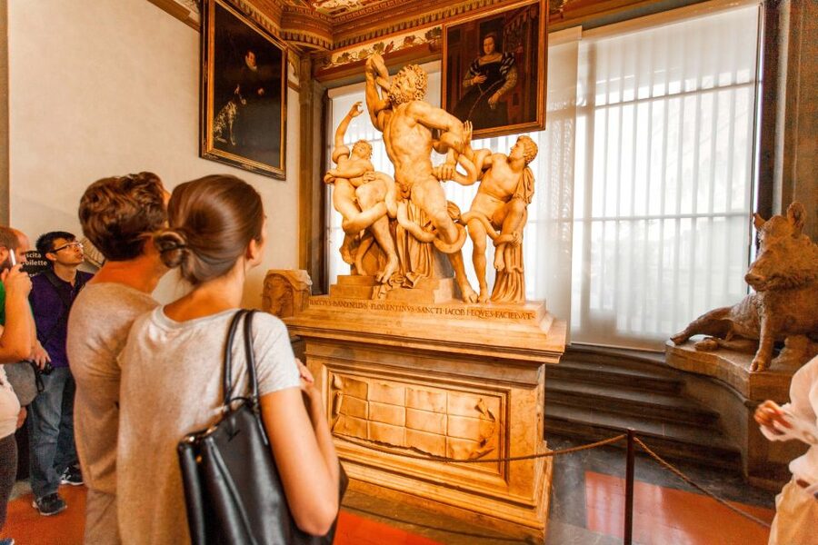 Florence: Skip-the-Line Uffizi Gallery Small Group Tour - Key highlights you’ll feel right away