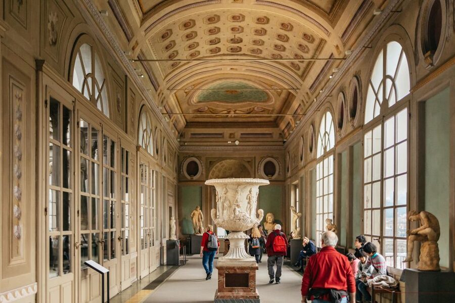 Florence: Skip-the-Line Uffizi Small Group Tour - What you’re actually visiting: the Uffizi’s Medici origin story
