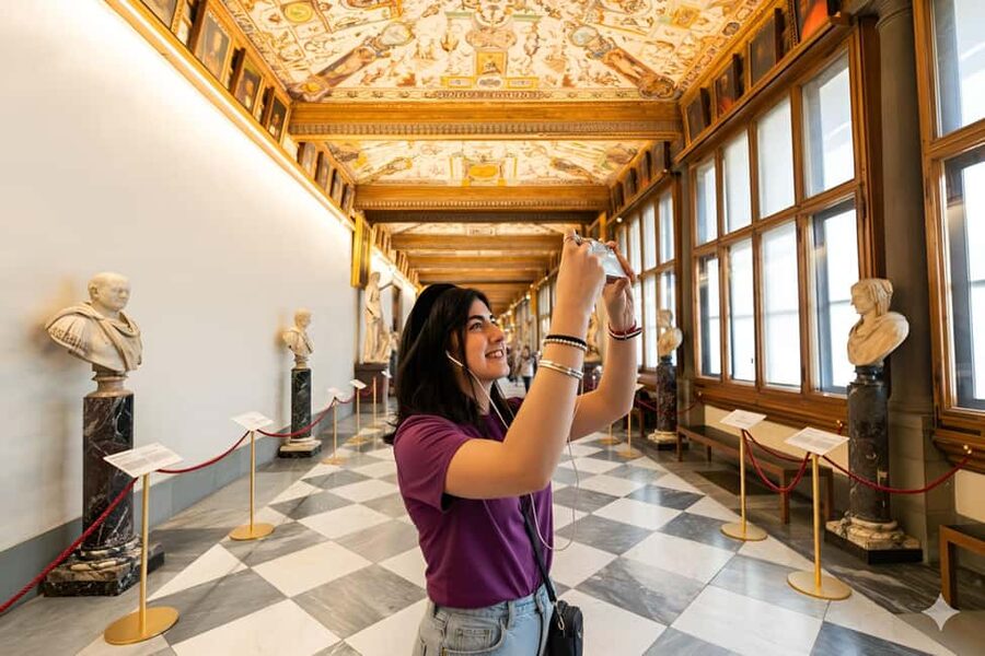 Florence: Timed Entry to Uffizi with Optional Audio Guide - What Happens When You Get In: Straight to the Galleries