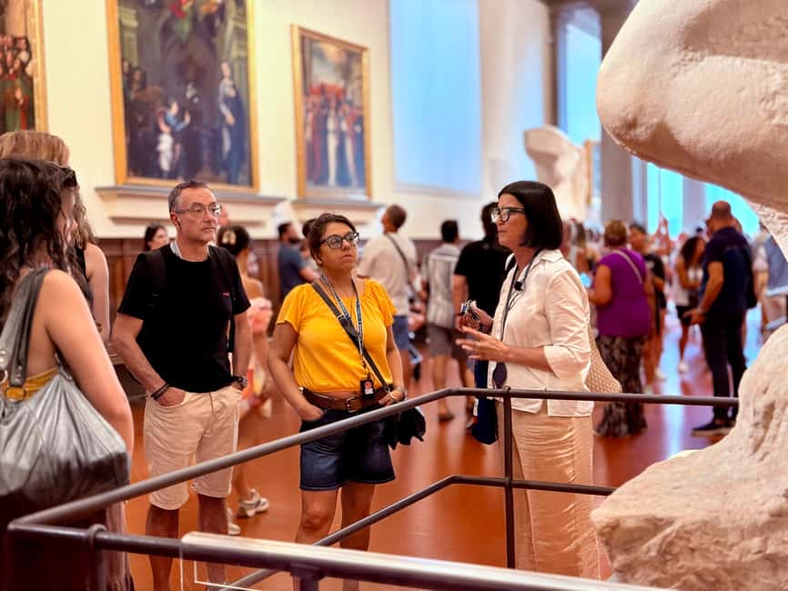 Florence: Uffizi & Accademia Small Group Walking Tour - Skip-the-line access, and what it does not fix