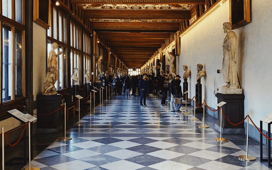 Florence: Uffizi Entry Ticket & Audio Guided Tour with Host - Skip-The-Line Entry at the Uffizi, Without the Waiting Spiral