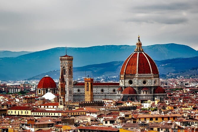 Florence Vespa Tour: Tuscan Hills and Italian Cuisine - Villa del Poggio Imperiale: A Stop That Sets the Tone