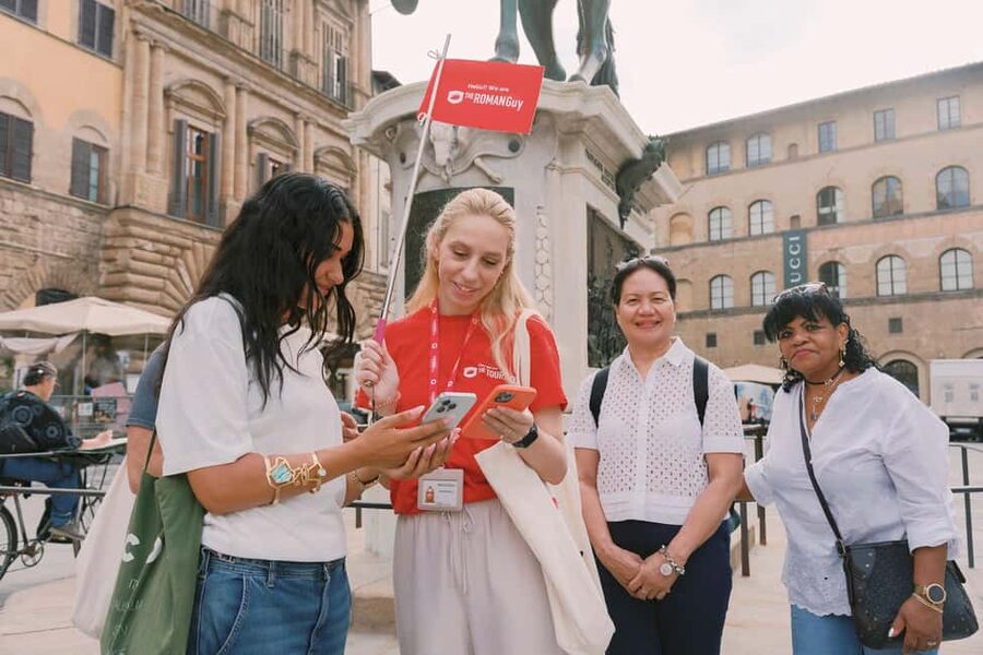 Florence: Walking Tour with David, Duomo & Uffizi Gallery - Ponte Vecchio and the Real Florence Shops