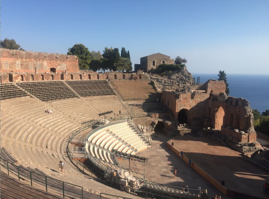 From Catania: Full-Day Mount Etna and Taormina Tour - Isola Bella viewpoint and the switch to Taormina time
