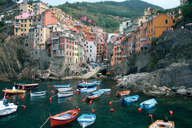From Milan: Cinque Terre Guided Full-Day Trip With Cruise - The 90-Minute Boat Cruise to La Spezia: The Part You Actually Remember