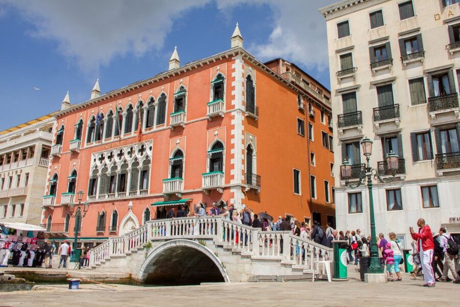 From Milan: Day Trip to Venice with Guided City Tour - Free Afternoon Time: How to Make It Feel Like Your Day