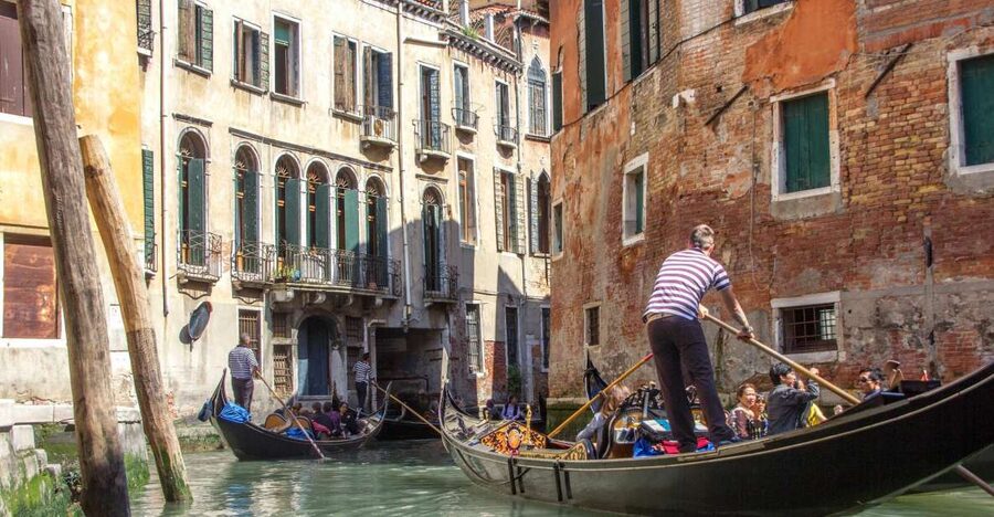 From Milan: Day Trip to Venice with Guided City Tour - The Long Bus Ride: Tiring, But Predictable