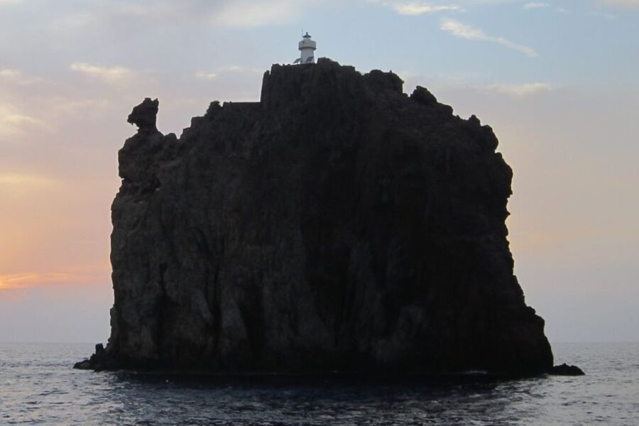 From Milazzo: Panarea and Stromboli Boat Trip by Night - Cruising between islands: the inlets, sea rocks, and the “why this route” factor