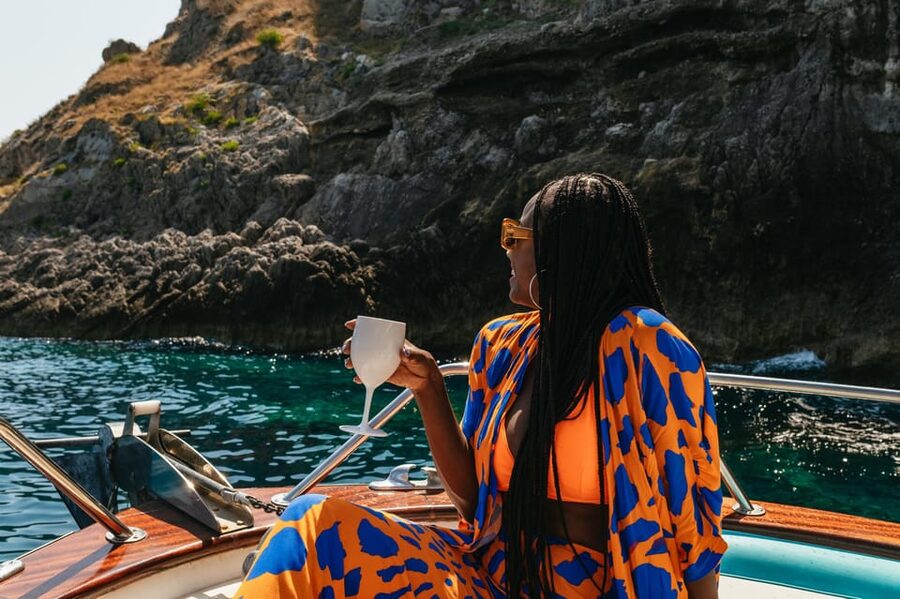 From Naples: Positano and Amalfi Boat Tour with Drinks - Swim and snorkel breaks: the water time you came for