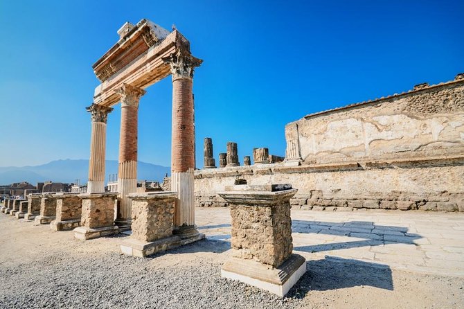 From Naples: Skip the Line Pompeii Guided Tour – Small Group - Pickup and the Drive: Where Your Timing Can Shine or Slip