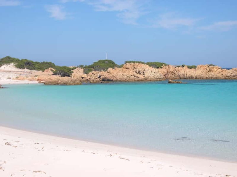From Palau: 4 stops boat tour to La Maddalena archipelago - Food and the real cost: ticket price plus park fee plus lunch choices