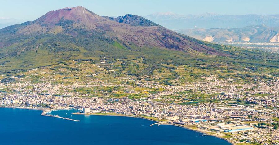 From Pompeii: Bus Transfer to Vesuvius with Park Entry Fee - The Drive to the 1,000-Meter Parking Zone