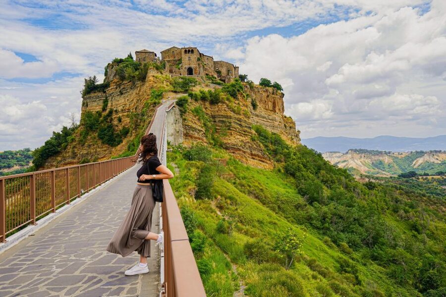 From Rome: Bagnoregio & Orvieto Day Trip with Wines & Lunch - Montepulciano countryside coach time, then a lunch that feels like a real stop