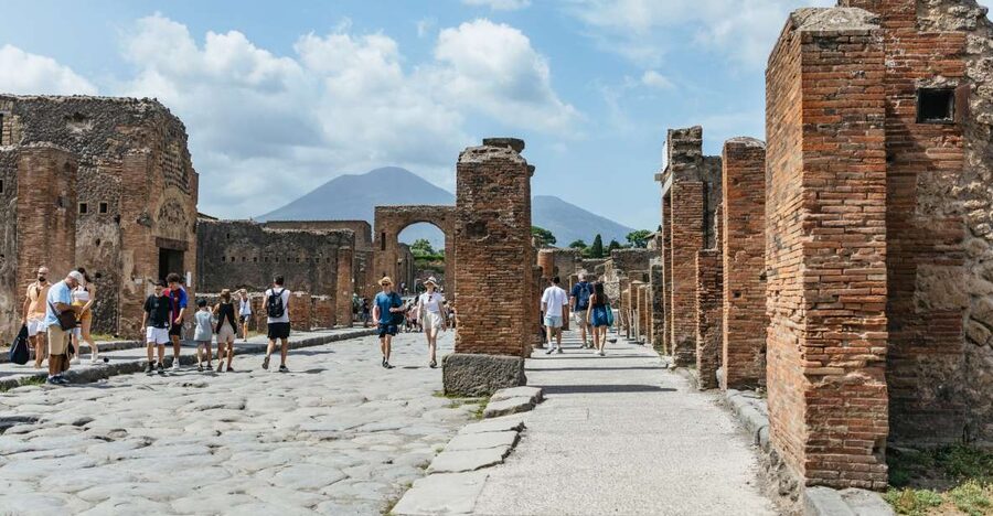 From Rome: Day Trip to Pompeii with Tickets - Live guide vs audioguide: pick your style, not the hype