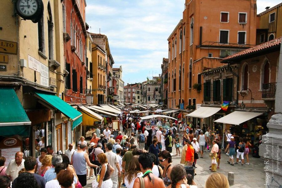 From Rome: Day Trip to Venice by High-Speed Train - First Views from the Water: The One-Way Vaporetto Pass