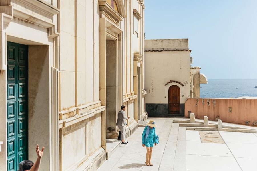 From Rome: Pompeii, Amalfi Coast and Positano Day Trip - Positano free time: two hours for streets, shopping, and the Santa Maria Assunta stop