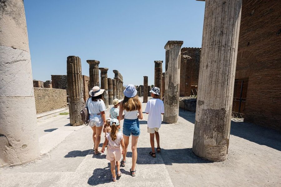 From Rome: Pompeii, Amalfi Coast, and Sorrento Day Trip - Why This Pompeii, Amalfi, and Sorrento Day Trip Feels Like Two Trips in One