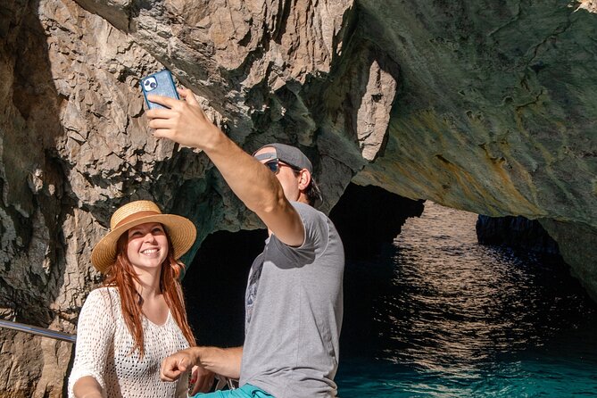From Sorrento: Capri Small-Group Boat Tour with 4 Hours ashore - Faraglioni: the sea stacks you keep hearing about