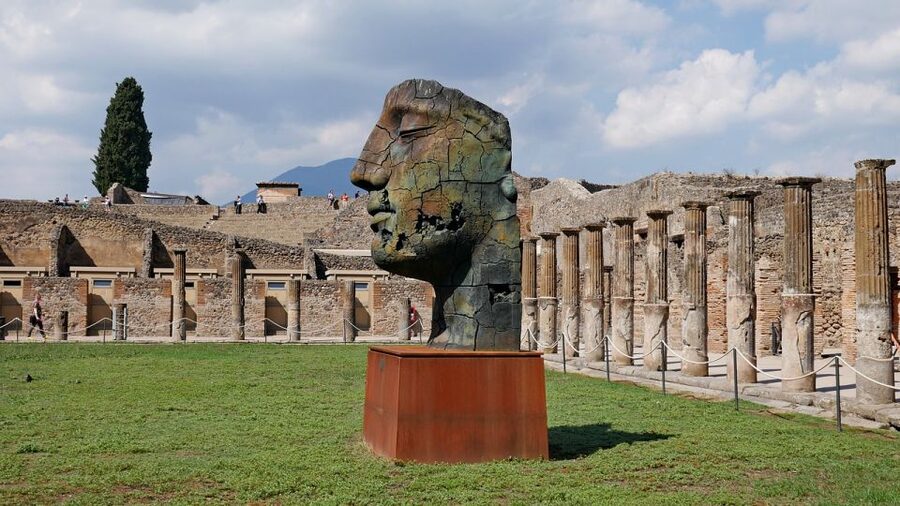From Sorrento: Day Tour to Pompeii Ruins and Mount Vesuvius - Up to Mount Vesuvius: the ride, then the climb