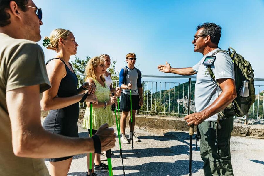 From Sorrento: Path of the Gods Guided Hike with Transfers - Difficulty, gear, and pacing: how to hike safely on rough Amalfi steps