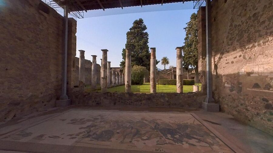 From Sorrento: Pompeii and Vesuvius Guided Tour with Lunch - Mount Vesuvius: the views are the headline, but the hike is the job