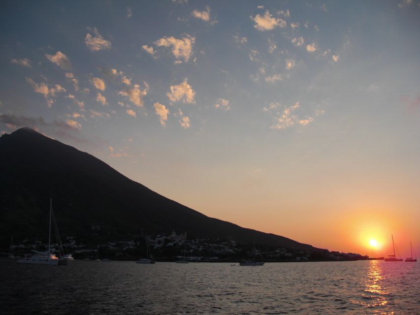 From Taormina: Chic Panarea and Stromboli Day Tour - Getting From Taormina to the Port by Bus