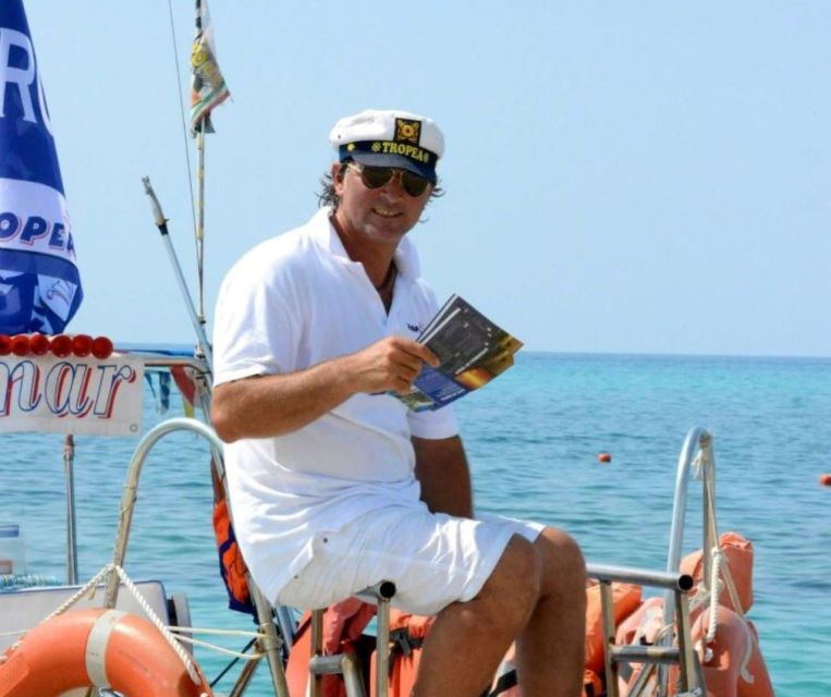 From Tropea: Capo Vaticano boat tour with snorkel & aperitif - Tropea from the sea: the quieter, last swim moment