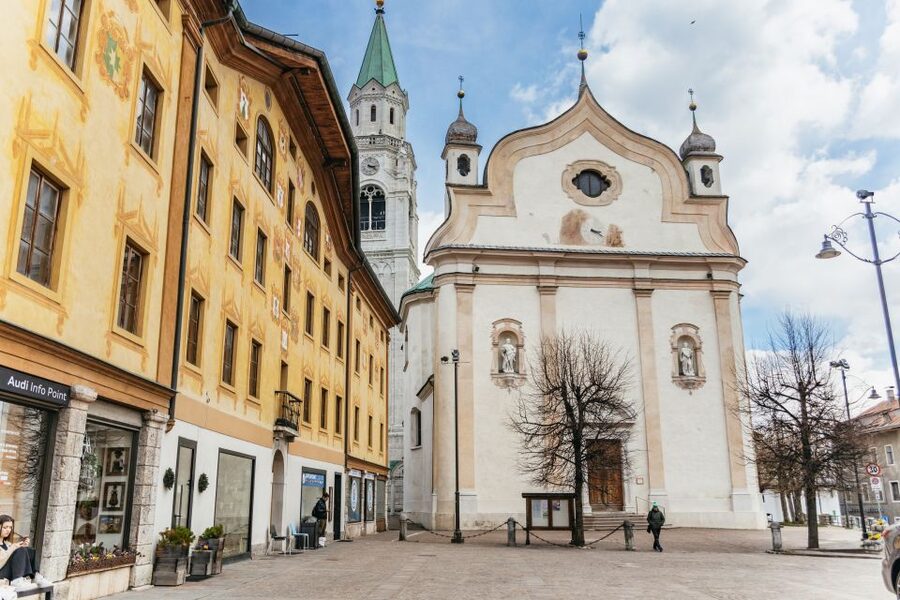 From Venice: Cortina and Dolomites Mountains Day Trip - Cortina d’Ampezzo in 30 minutes: how to not waste it
