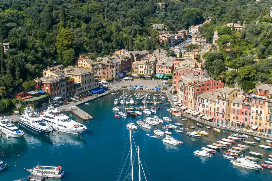 Genoa: Full-Day Tour to Camogli, San Fruttuoso & Portofino - A Liguria day trip that feels like a moving postcard