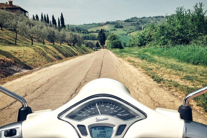 Half day Chianti Vineyard Escape from Florence with Wine Tastings - Stop 2: A Second Estate, More Views, and the Timing Reality Check