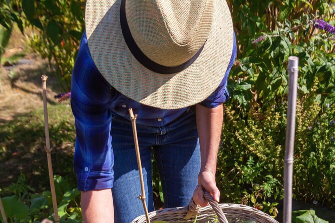 Hands-On Cooking Class & Farmhouse Tour on the Amalfi Coast - Cooking With Experts: Techniques You Can Reuse at Home