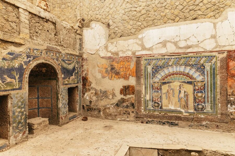 Herculaneum: Skip-the-Line Guided Tour with Archaeologist - Should you book this skip-the-line Herculaneum tour?