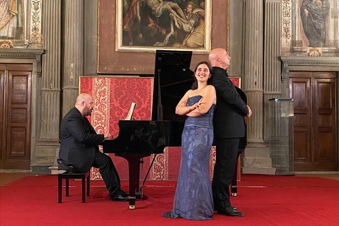 Italian Opera Concert Ticket in Florence’s Santa Monaca Church - How much English support you should expect